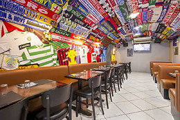 Le Carrefour Café