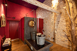 Château & Village Castigno - Wine Hotel & Resort