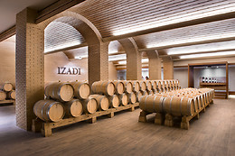 BODEGA FINCA VILLACRECES & BODEGA IZADI