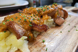 THE TAPA NEGRA