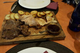 PARRILLA ARGENTINA LA SALAMANDRA