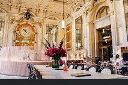 Le Royal Café