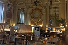 Le Royal Café