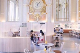 Le Royal Café