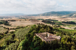 Cantina Wine Shop Badia di Morrona