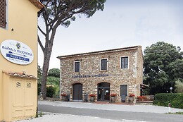 Cantina Wine Shop Badia di Morrona