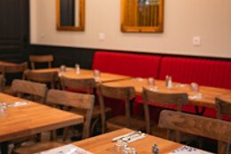 Restaurant Les Bavards - Bouillonnerie des 5 Avenues