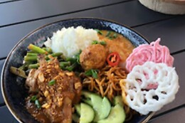 indo food house