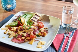 Chez Nous - Lunch & Diner