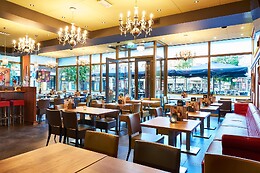Chez Nous - Lunch & Diner