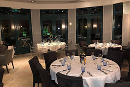 Restaurant by Munten