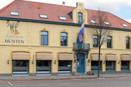 Restaurant by Munten