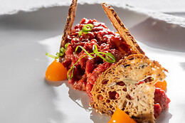 HÜNICO RESTAURANTE