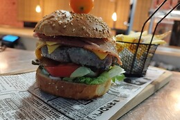 GASTROBAR LA FABRICA BREW-PUB