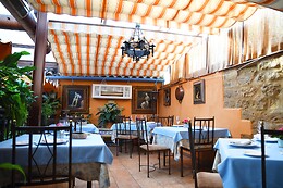 RESTAURANTE PUERTA SEVILLA