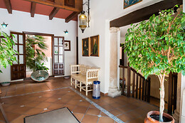 HOTEL PALACIO LAS MANILLAS