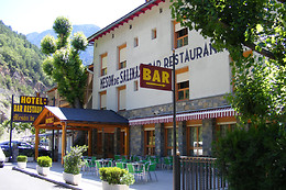 HOTEL MESÓN DE SALINAS
