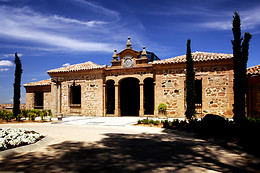 HOTEL CIGARRAL EL BOSQUE