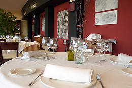 HOTEL CIGARRAL EL BOSQUE
