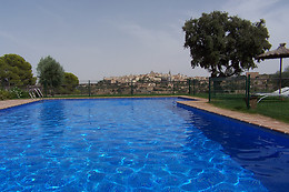 HOTEL CIGARRAL EL BOSQUE