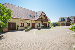 Domaine Pierre Adam