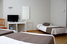 HOTEL ISABEL DE SEGURA