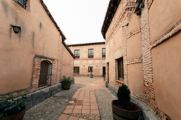 BODEGA JAVIER SANZ VITICULTOR