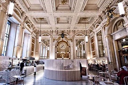 Le Royal Café