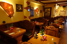 Maya's Steakhouse