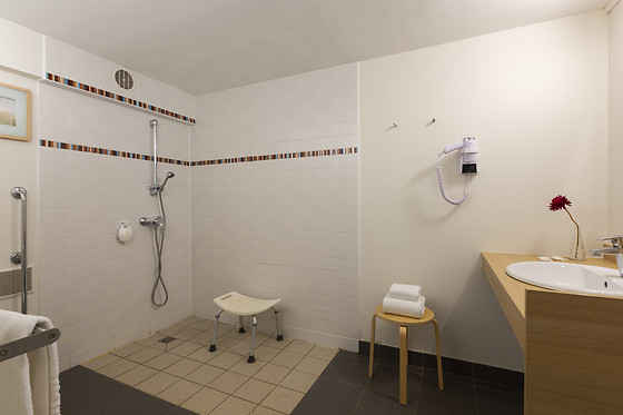 Comfort Hotel Pithiviers - photo 12