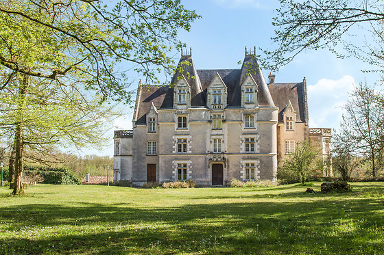 Château de Périgny - photo 0