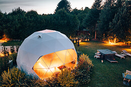 UnderDome Glamping