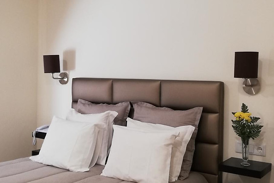 HOTEL PENINSULAR - AMARES - photo 8