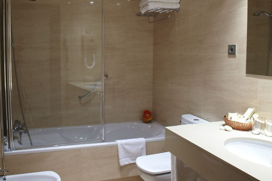 HOTEL PENINSULAR - AMARES - photo 10